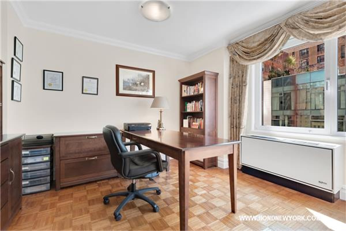 Photo for The Carlton Park - 1065 Park Avenue Cooperative in Upper East Side, Manhattan