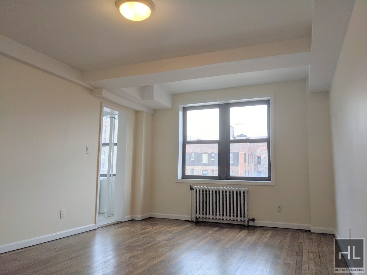 Photo for 850 AMSTERDAM AVENUE - 850 Amsterdam Avenue Rental Building in Upper West Side, Manhattan