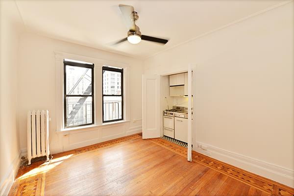 Photo for 105 East 15th Street - 105 East 15th Street Cooperative in Union Square, Manhattan