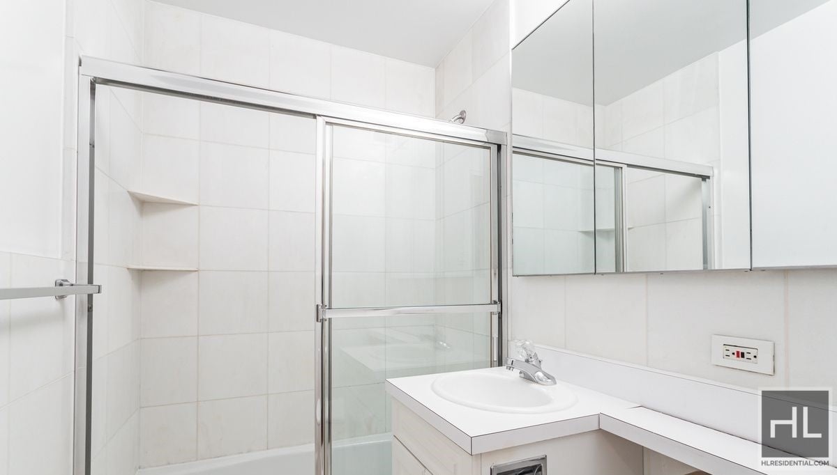 Photo for 888 8th Avenue - 888 8th Avenue Rental Building in Midtown, Manhattan