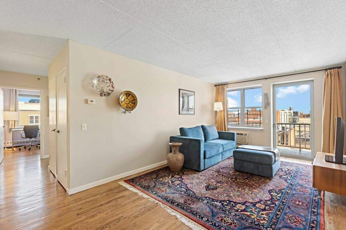 Photo for Madison Plaza - 1825 Madison Avenue Condominium in Central Harlem, Manhattan