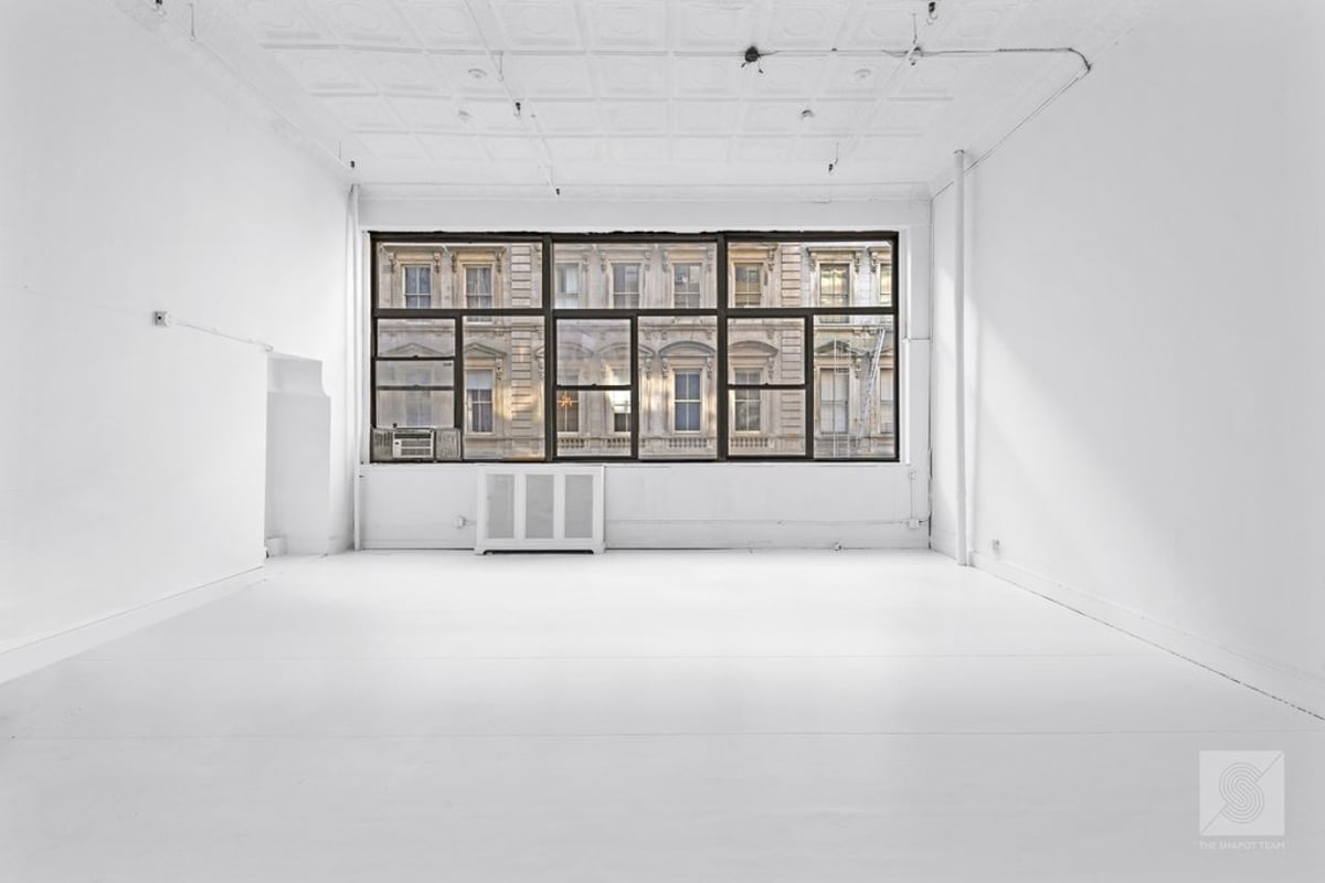 Photo for Diamond Duane - 137 Duane Street Condominium in Tribeca, Manhattan