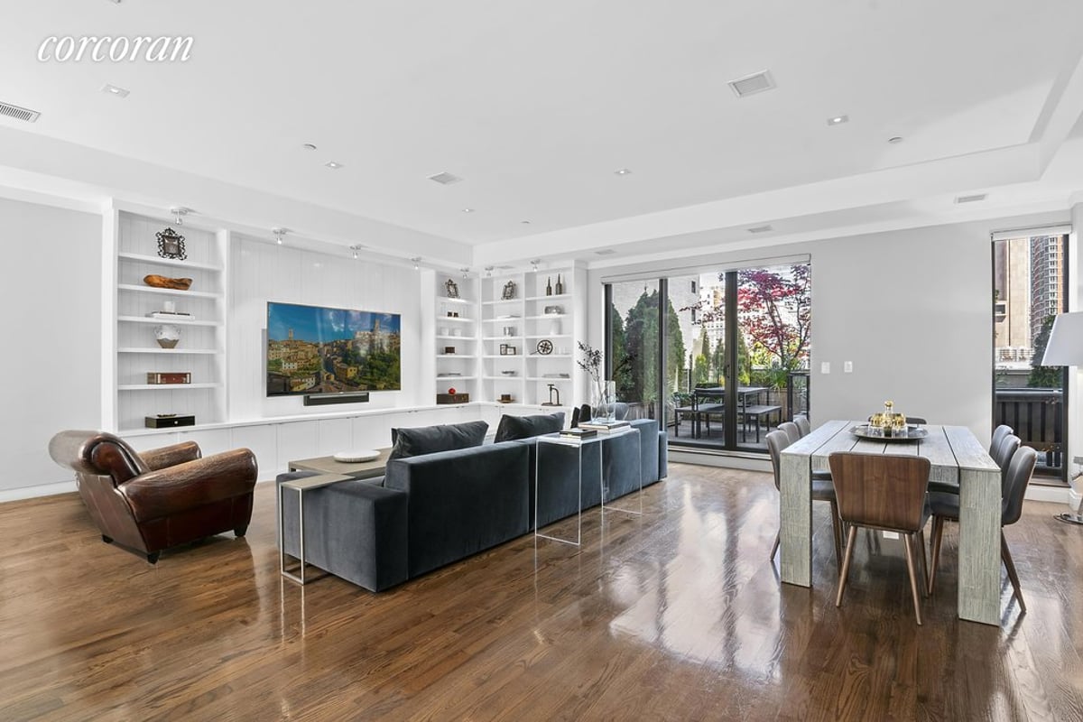 Photo for Tribeca Space - 25 Murray Street Condominium in Tribeca, Manhattan