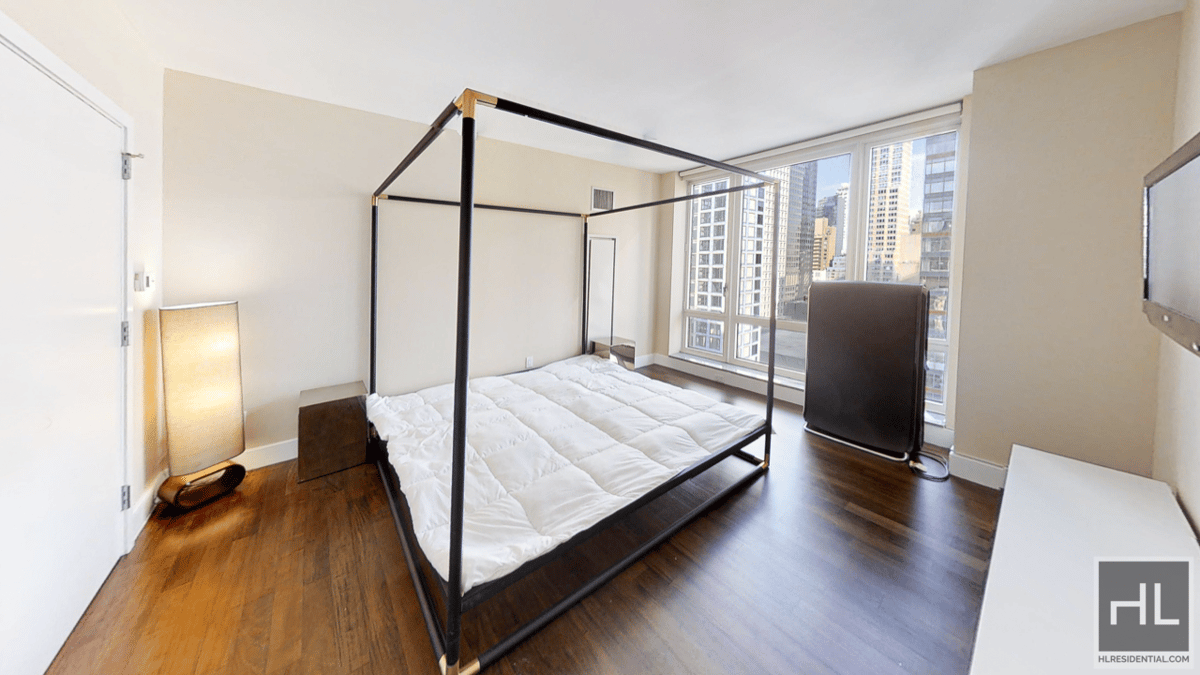 Photo for The Veneto - 250 East 53rd Street Condominium in Midtown East, Manhattan