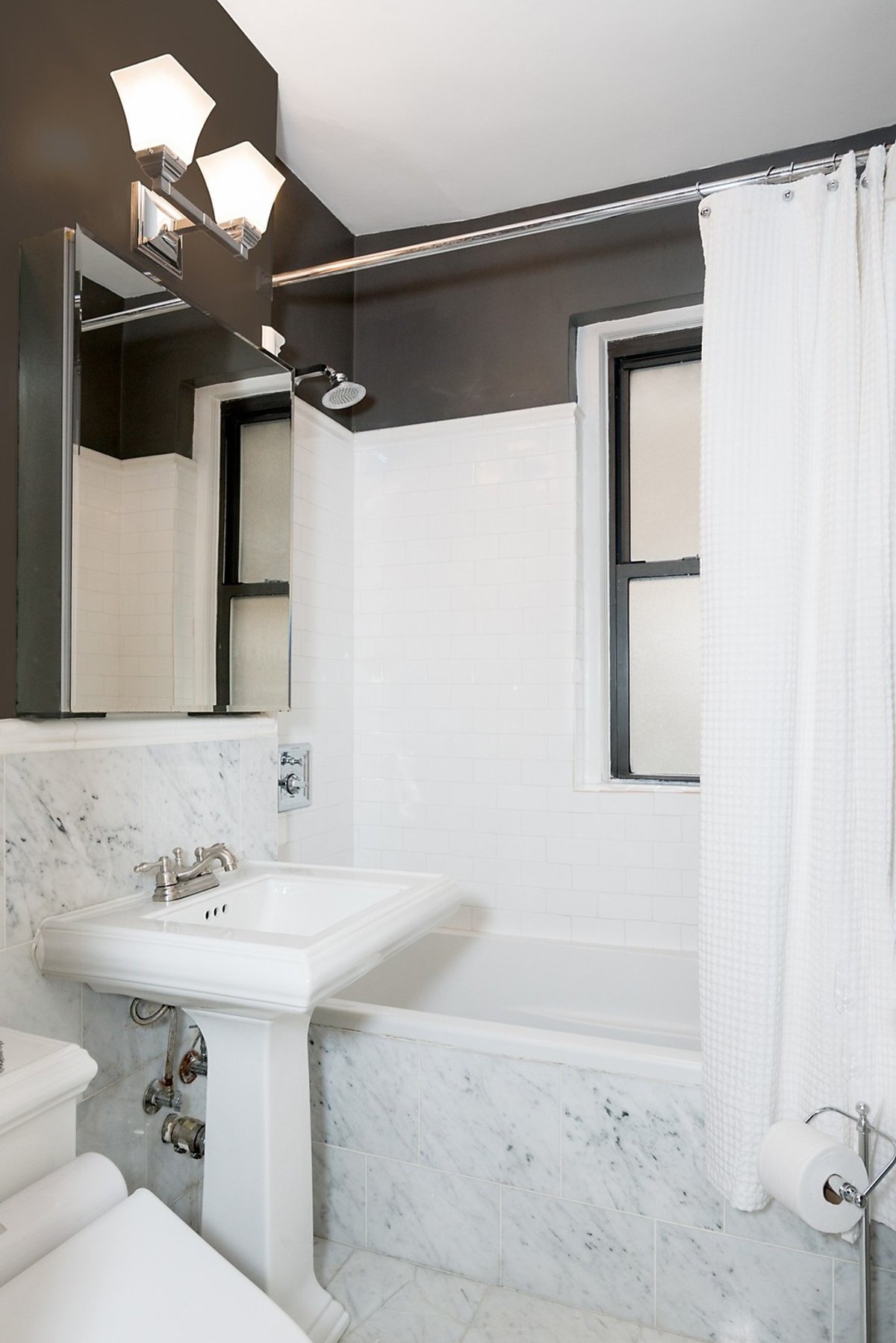 Photo for 166 East 92nd Street - 166 East 92nd Street Cooperative in Upper East Side, Manhattan