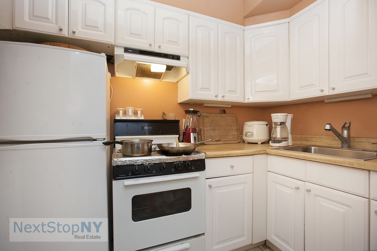 Photo for Sutton55 - 333 East 55th Street Cooperative in Midtown East, Manhattan