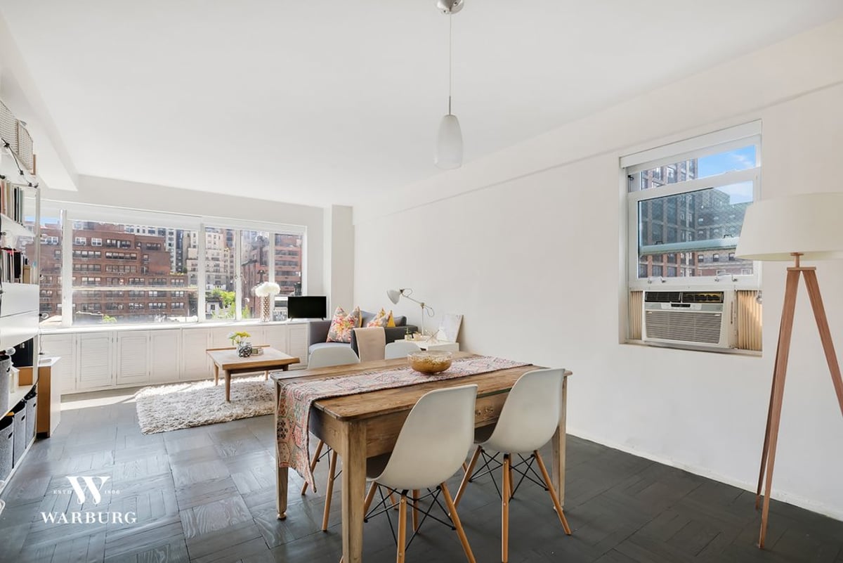 Photo for 117 East 37th Street - 117 East 37th Street Cooperative in Murray Hill, Manhattan