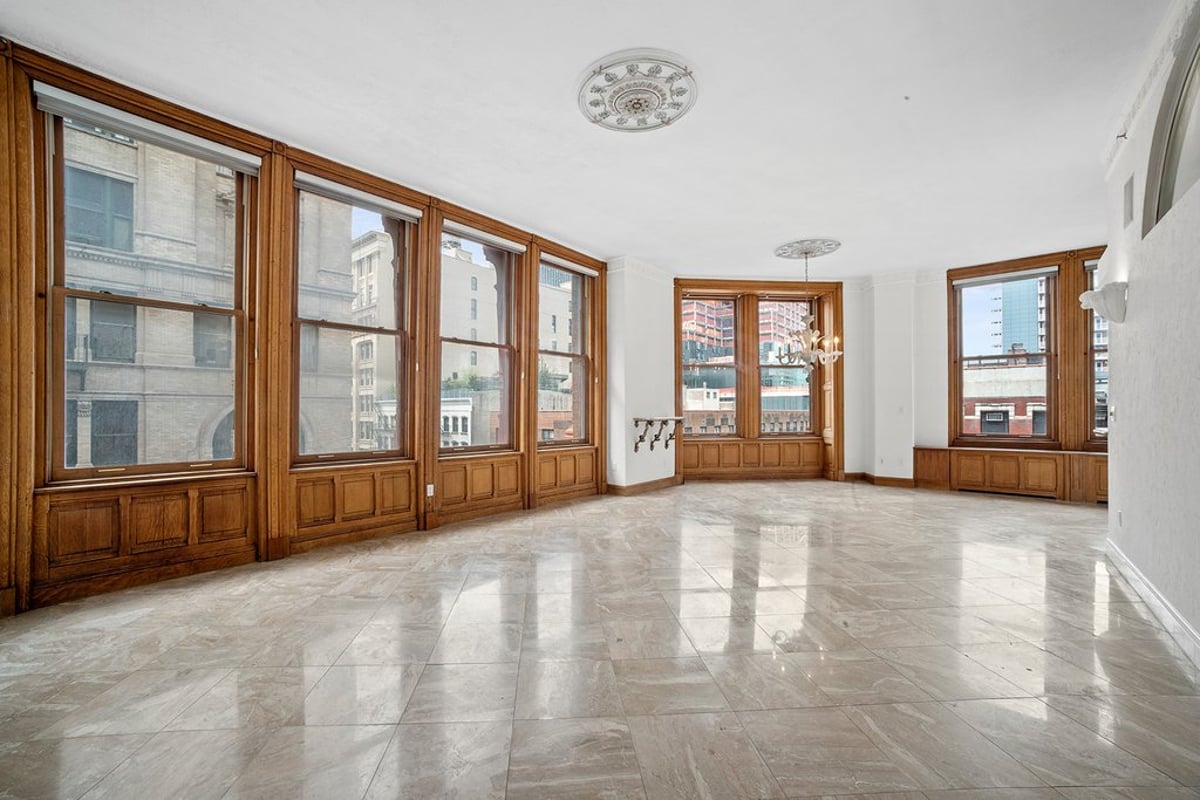 Photo for 644 BROADWAY - 644 Broadway Cooperative in Greenwich Village, Manhattan