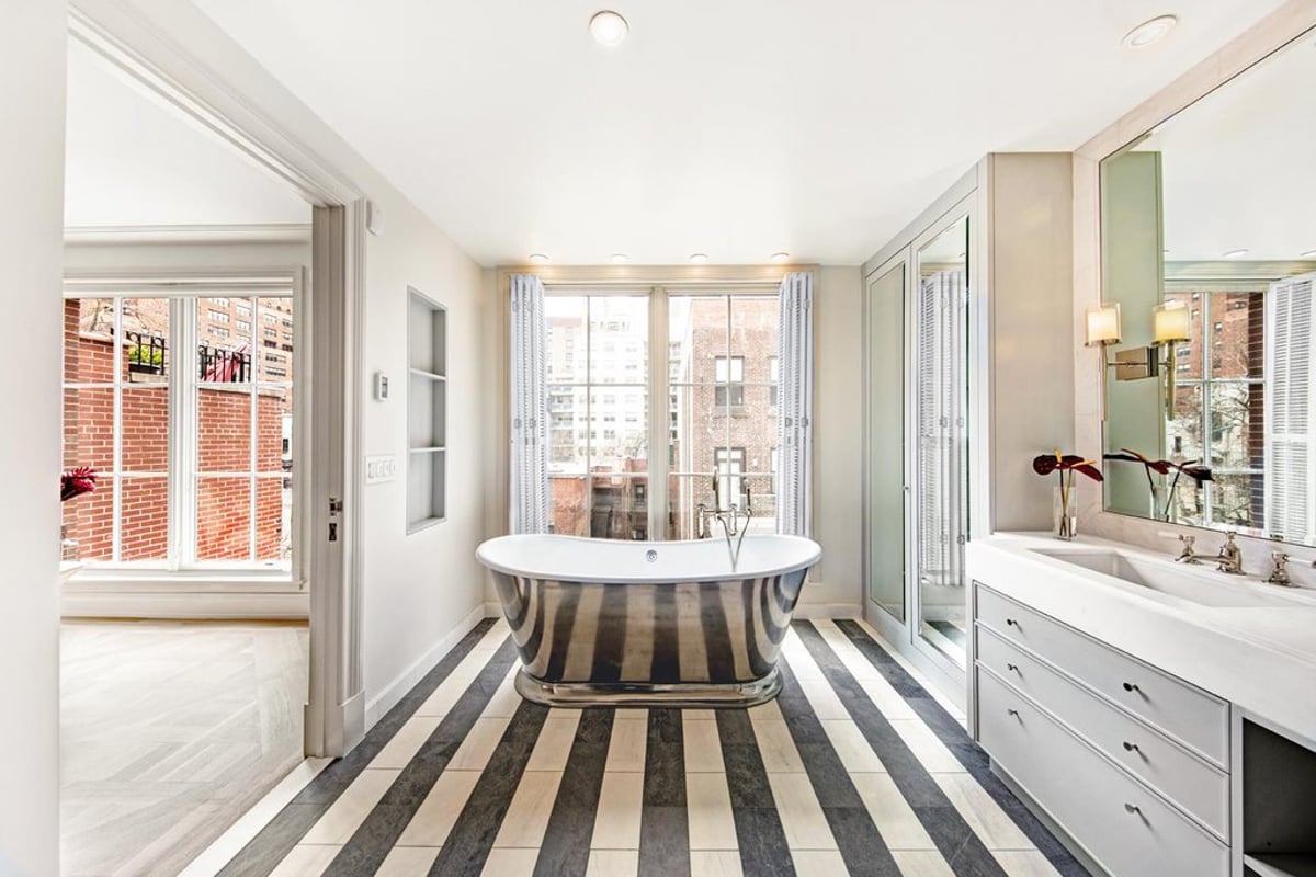 Photo for The Broadway - 2250 Broadway Condominium in Upper West Side, Manhattan