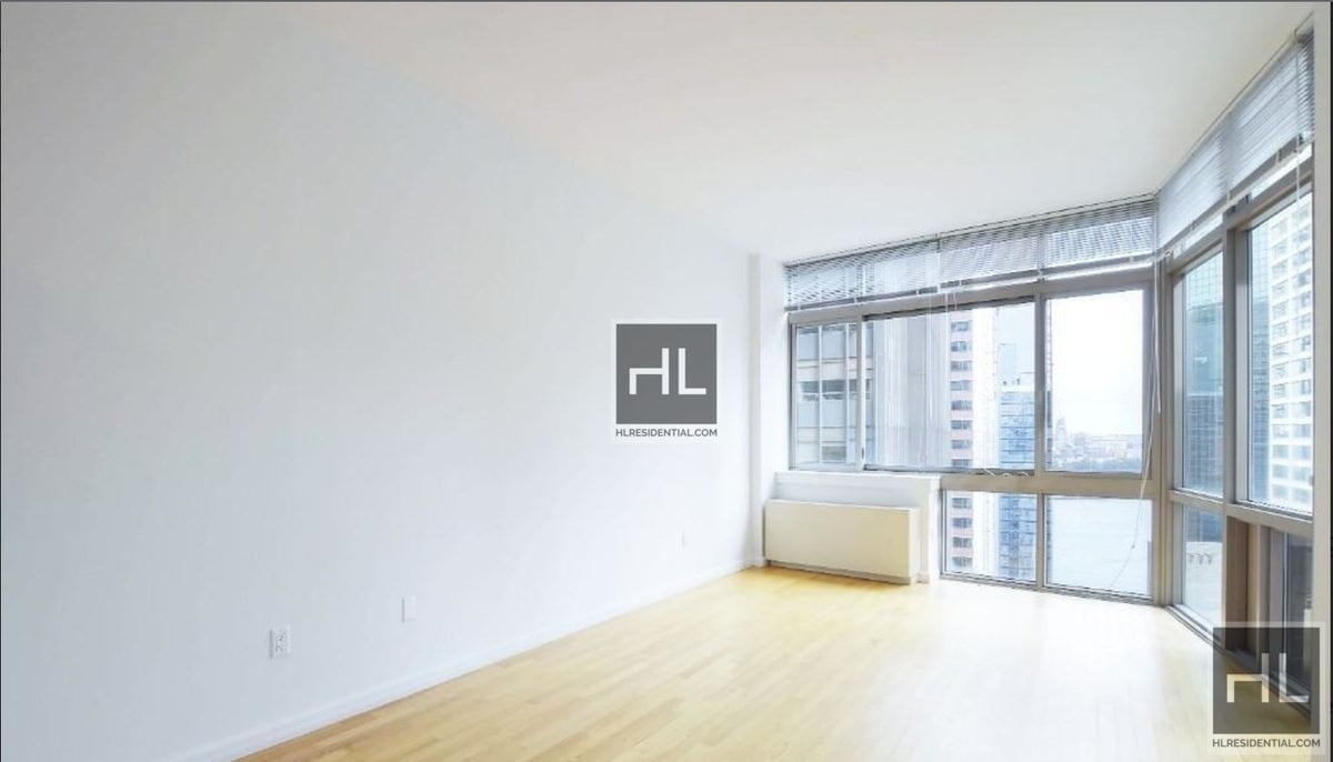 Photo for 2 GOLD STREET - 2 Gold Street Rental Building in Financial District, Manhattan