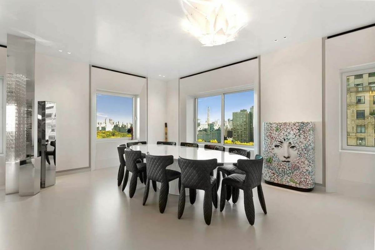 Photo for Trump Parc - 106 Central Park South Condominium in Midtown, Manhattan