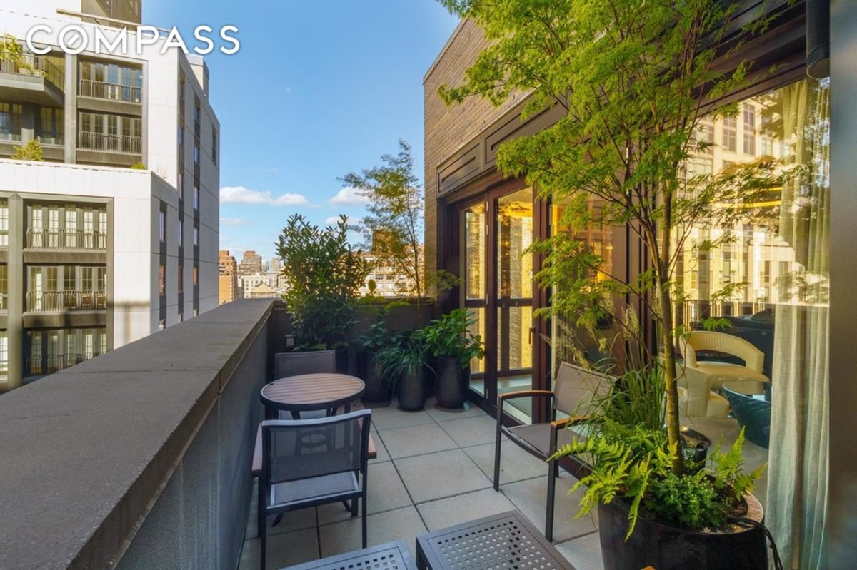 Photo for 210 WEST 77 STREET - 206 West 77th Street Condominium in Upper West Side, Manhattan