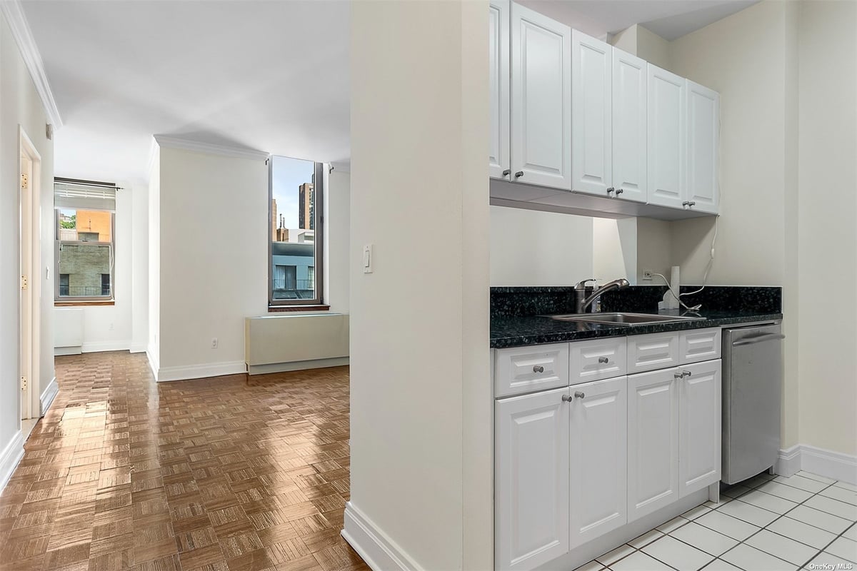 Photo for Century Tower - 400 East 90th Street Condominium in Upper East Side, Manhattan