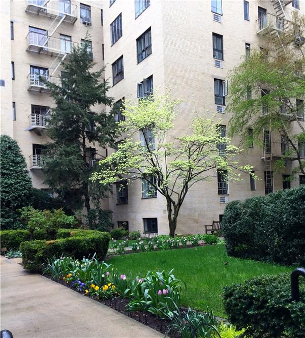 Photo for Chelsea Gardens - 250 West 24th Street & 255 West 23rd Street Cooperative in Chelsea, Manhattan