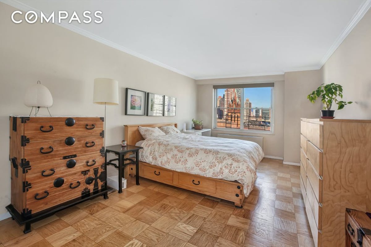 Photo for 345 East 86th Street - 345 East 86th Street Cooperative in Upper East Side, Manhattan