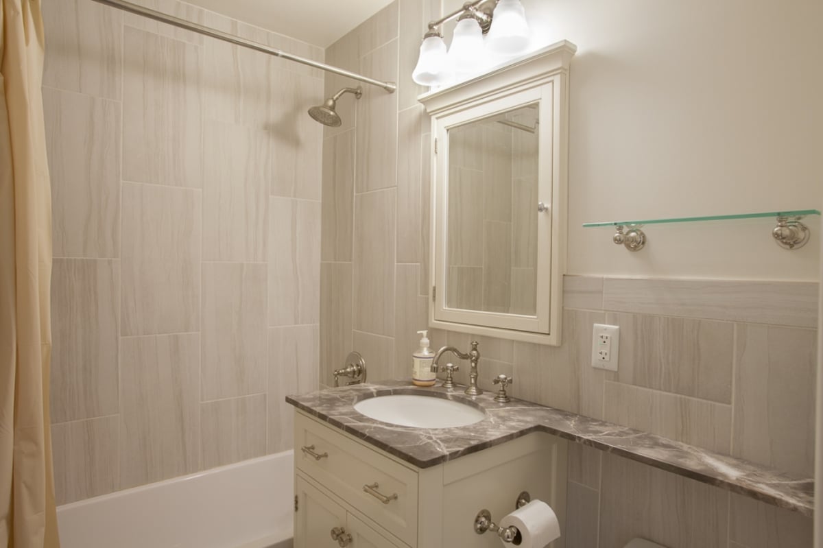 Photo for Island House - 555 Main Street Condominium in Roosevelt Island, Manhattan