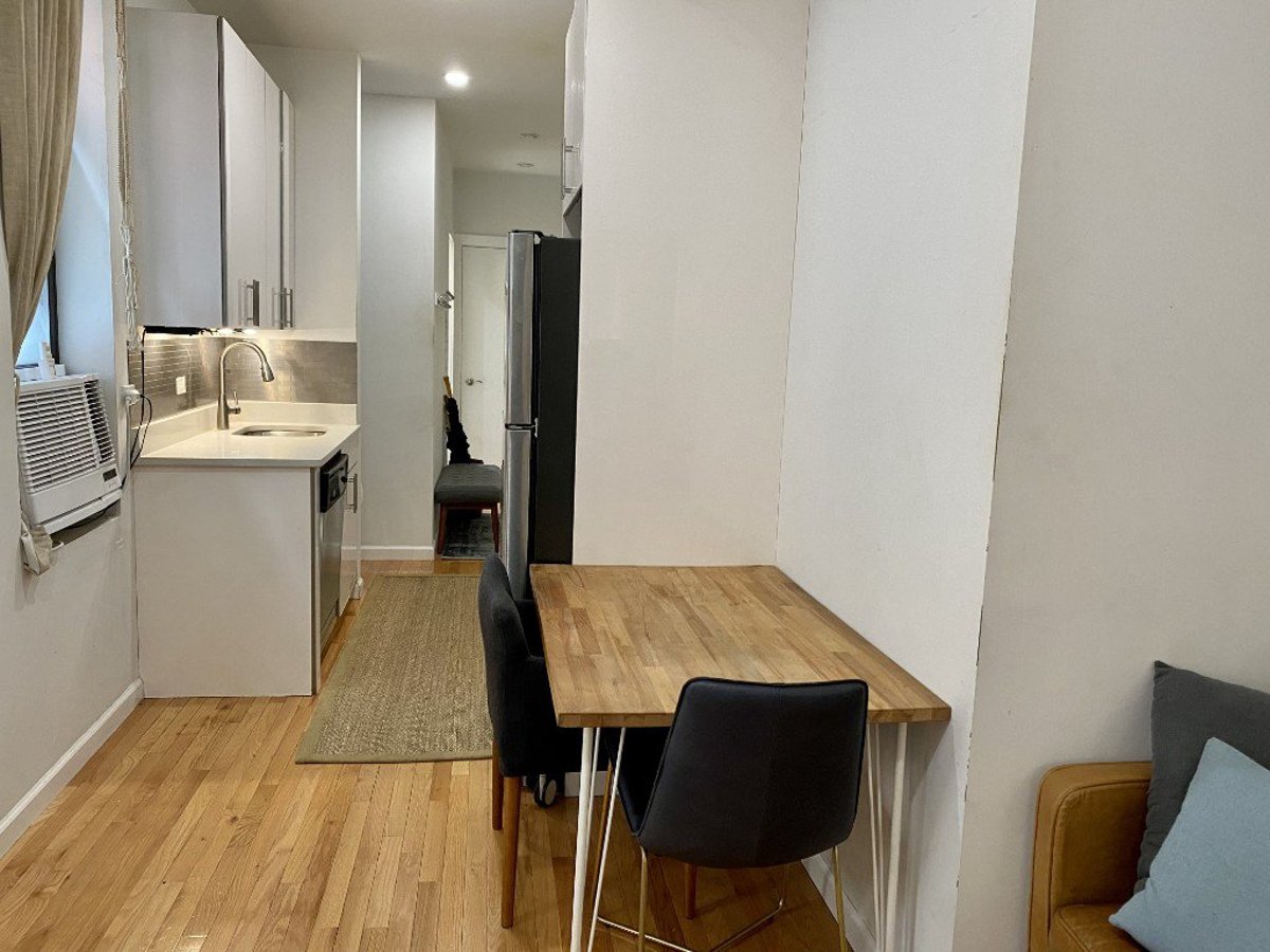 Photo for 330 WEST 17 STREET - 330 West 17th Street Cooperative in Chelsea, Manhattan