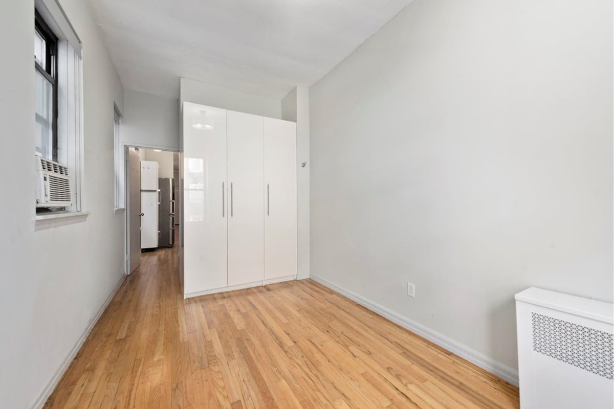 Photo for The Montana - 247 West 87th Street Rental Building in Upper West Side, Manhattan