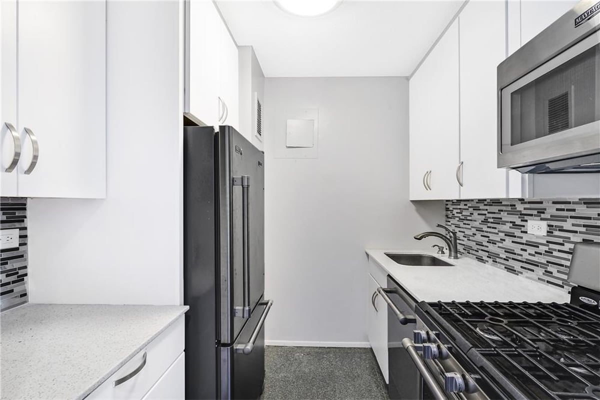 Photo for Nevada Towers - 2025 Broadway Condominium in Lincoln Square, Manhattan