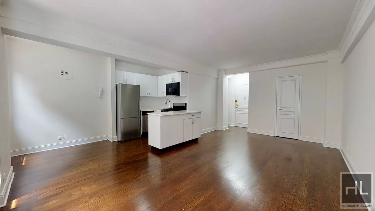 Photo for 20 BEEKMAN PLACE - 20 Beekman Place Rental Building in Midtown East, Manhattan