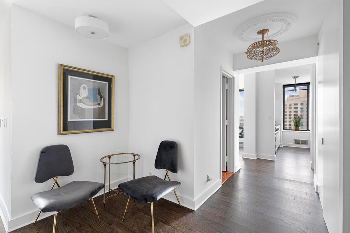 Photo for 677 West End Avenue - 677 West End Avenue Cooperative in Upper West Side, Manhattan