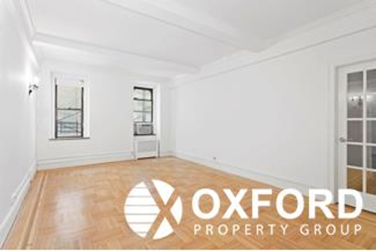 Photo for 675 West End Avenue - 675 West End Avenue Cooperative in Upper West Side, Manhattan