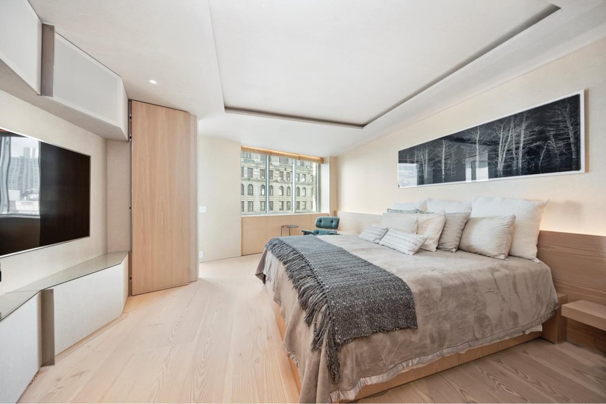 Photo for Madison Green - 5 East 22nd Street Condominium in Flatiron, Manhattan