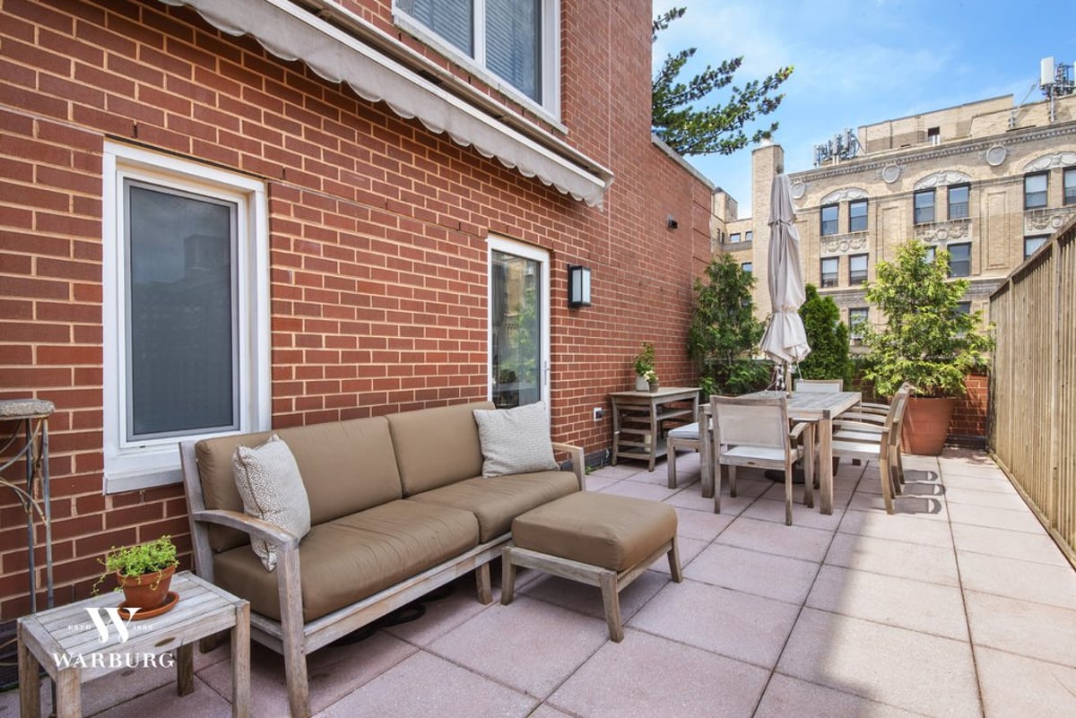 Photo for Westminster House - 35 East 85th Street Cooperative in Upper East Side, Manhattan