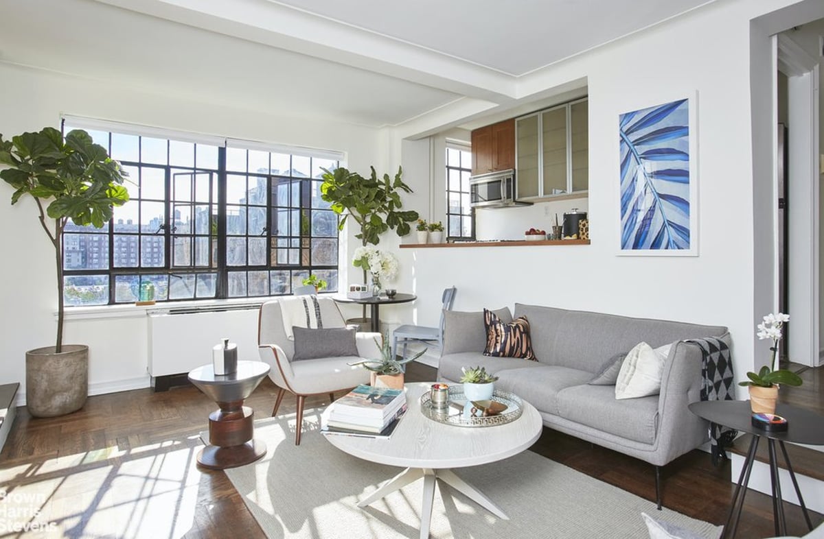 Photo for 35 WEST 90 STREET - 35 West 90th Street Cooperative in Upper West Side, Manhattan