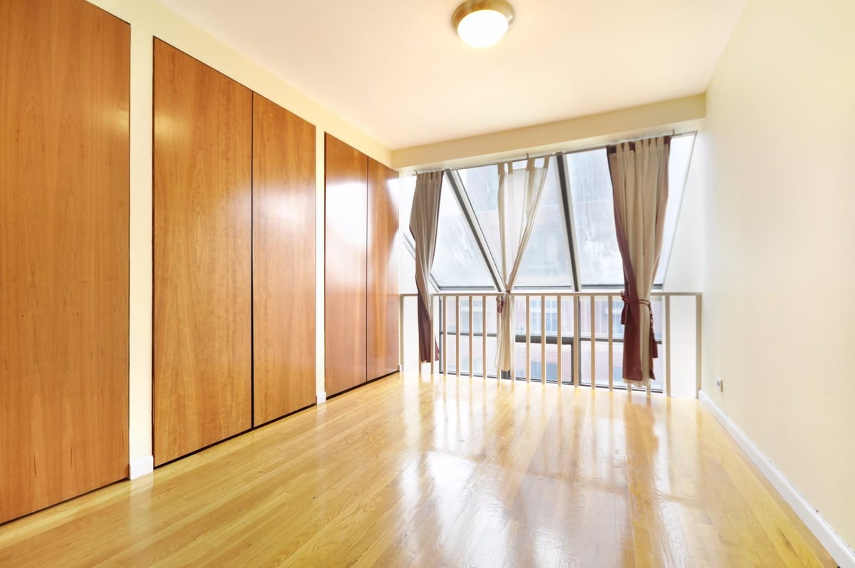 Photo for Beekman Condominium - 350 East 62nd Street Condominium in Upper East Side, Manhattan