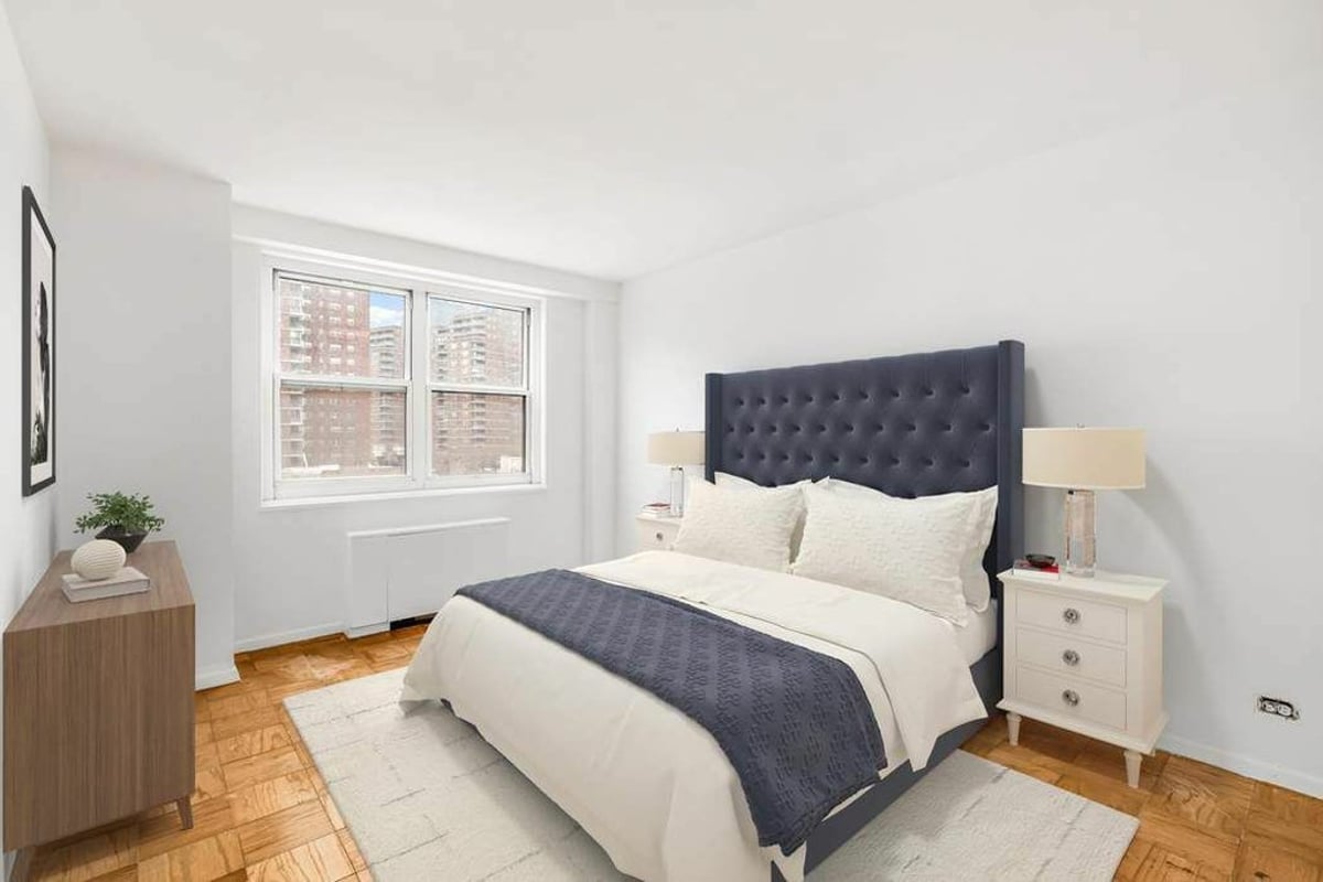 Photo for London Towne House - 360 West 22nd Street Condominium in Chelsea, Manhattan