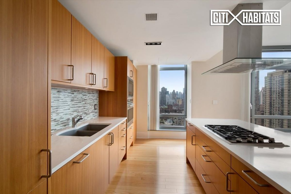 Photo for Cielo - 450 East 83rd Street Condominium in Upper East Side, Manhattan