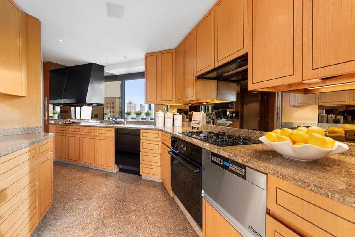 Photo for 45 EAST 80 STREET - 45 East 80th Street Condominium in Upper East Side, Manhattan