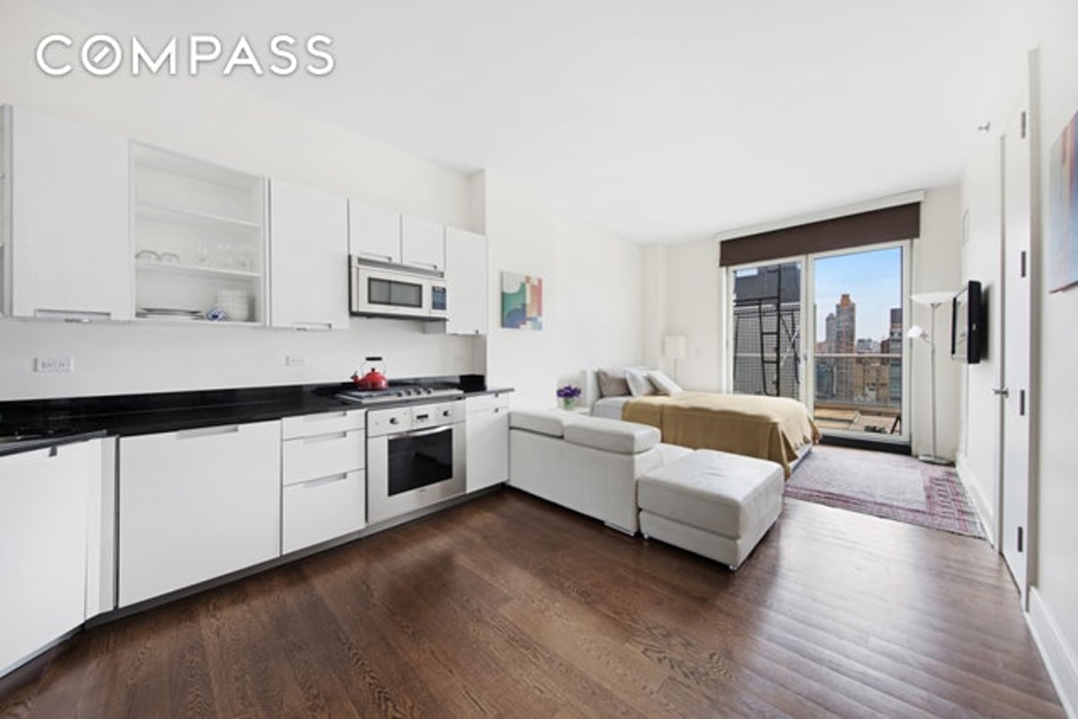 Photo for The Alexander - 250 East 49th Street Condominium in Midtown East, Manhattan