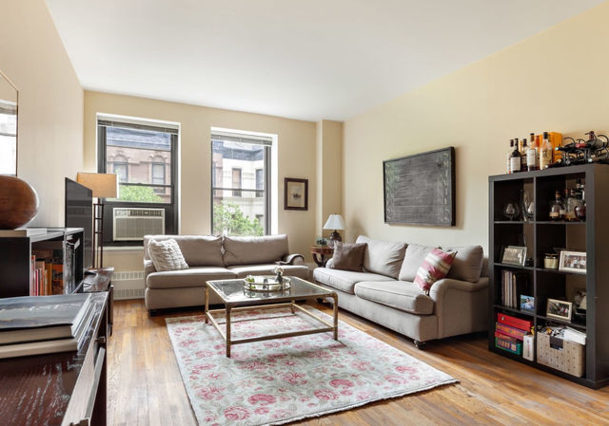 Photo for The Walton Condominium - 104 West 70th Street Condominium in Lincoln Square, Manhattan