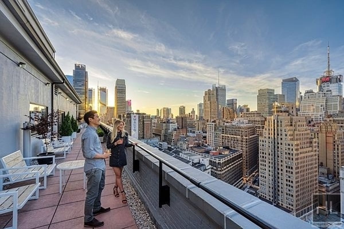 Photo for Herald Towers NYC - 50 West 34th Street Rental Building in Midtown, Manhattan