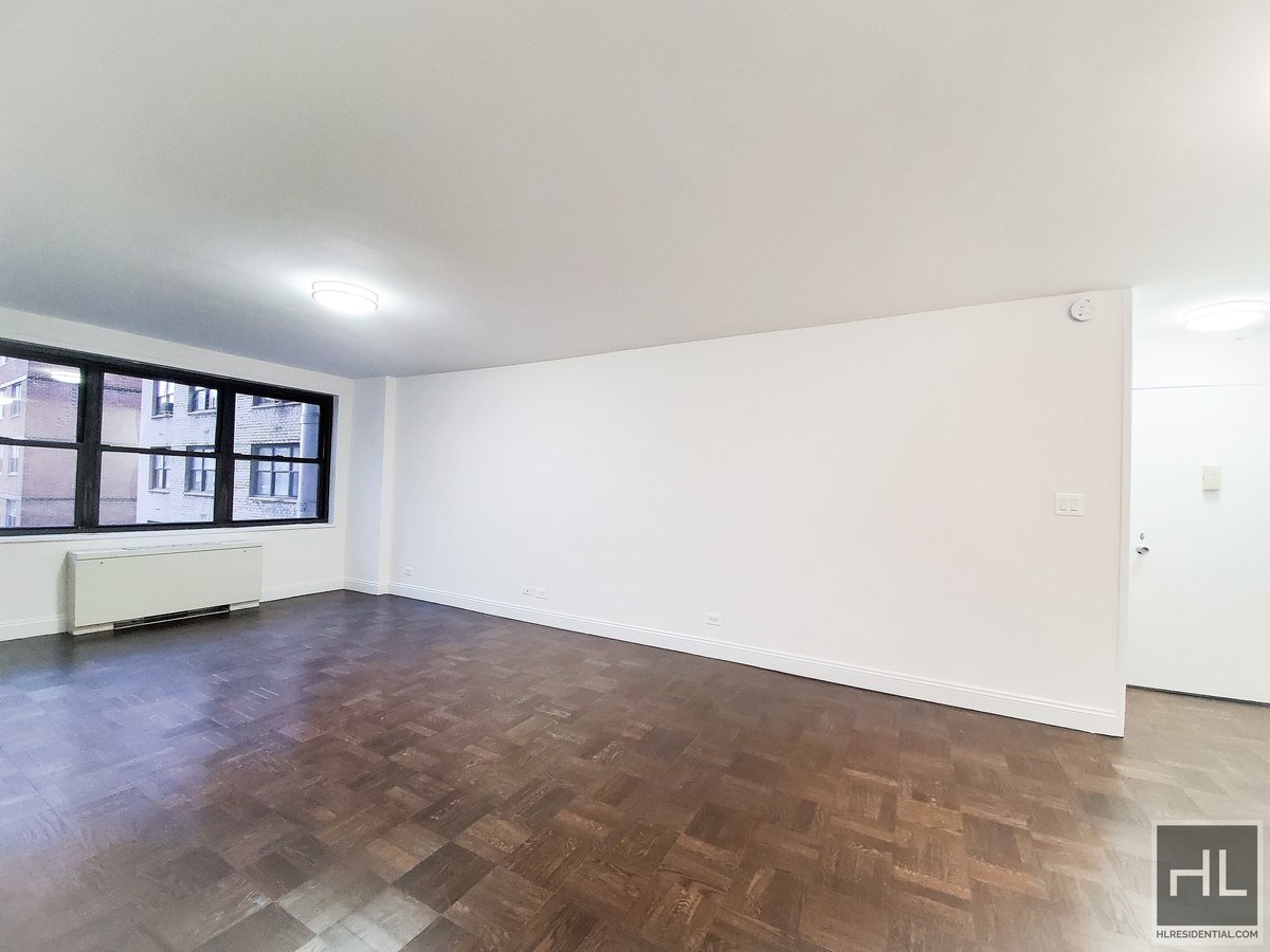 Photo for Mayfair Fifth - 96 5th Avenue Rental Building in Flatiron, Manhattan