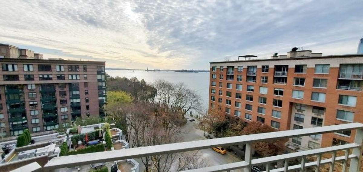 Photo for The Cove Club - 2 South End Avenue Condominium in Battery Park City, Manhattan