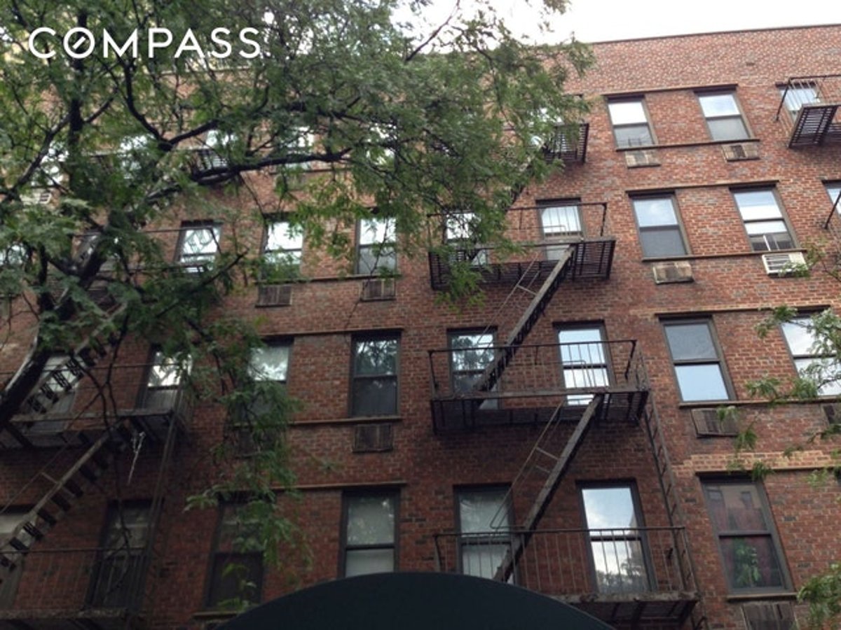 Photo for 415 East 80th Street - 415 East 80th Street Cooperative in Upper East Side, Manhattan
