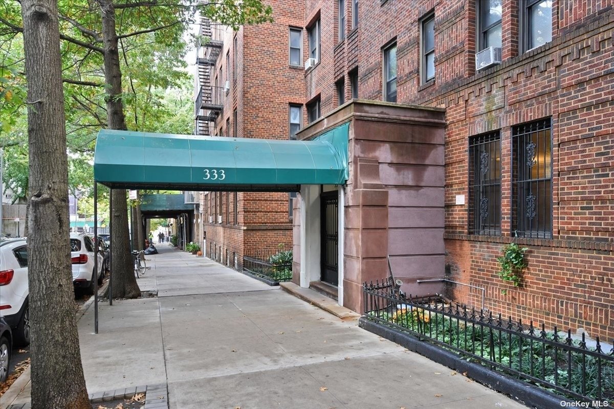Photo for 333 4 STREET - 333 4th Street Cooperative in Park Slope, Brooklyn