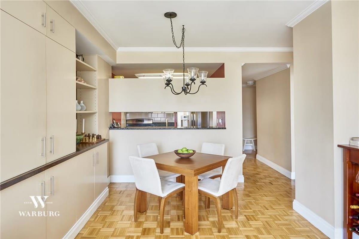 Photo for The Impala - 404 East 76th Street Condominium in Upper East Side, Manhattan