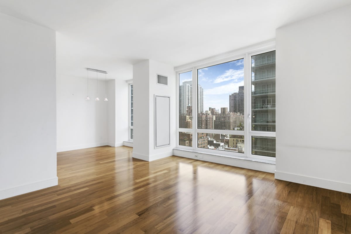 Photo for The Veneto - 250 East 53rd Street Condominium in Midtown East, Manhattan