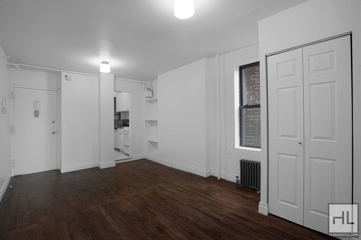 Photo for 26 CORNELIA STREET - 26 Cornelia Street Cooperative in Greenwich Village, Manhattan