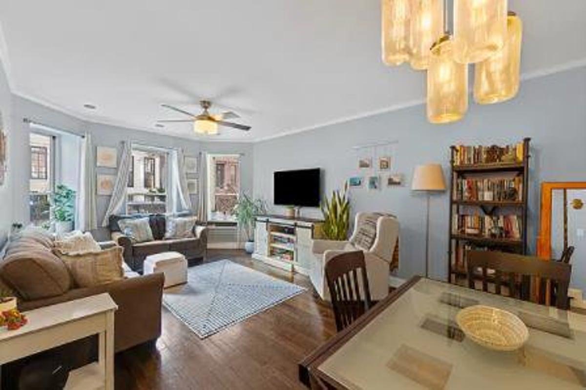 Photo for Gracie Gardens - 515 East 89th Street Cooperative in Upper East Side, Manhattan