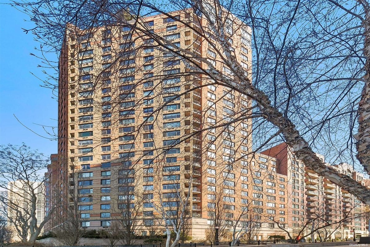 Photo for Liberty House - 377 Rector Place Condominium in Battery Park City, Manhattan