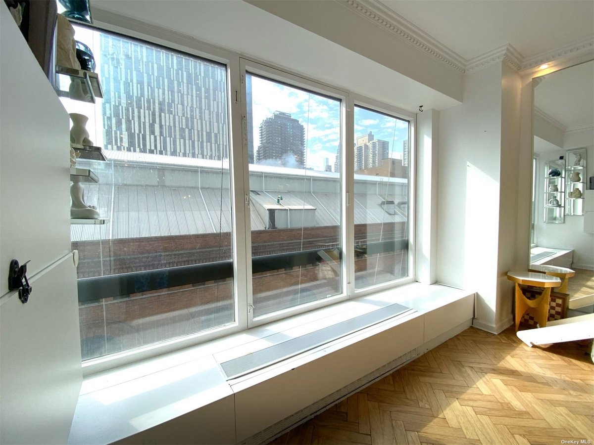 Photo for The Promenade - 530 East 76th Street Condominium in Upper East Side, Manhattan