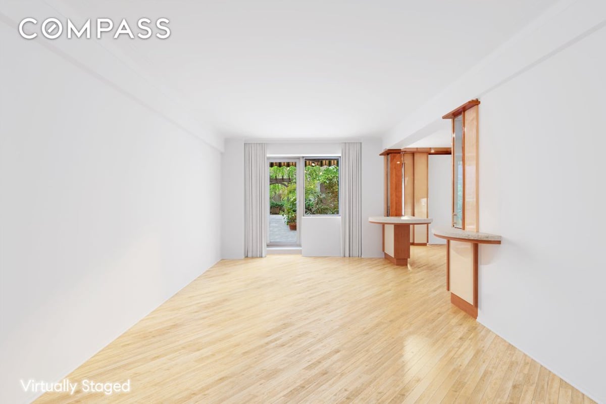 Photo for 923 5 AVENUE - 923 5th Avenue Condominium in Upper East Side, Manhattan