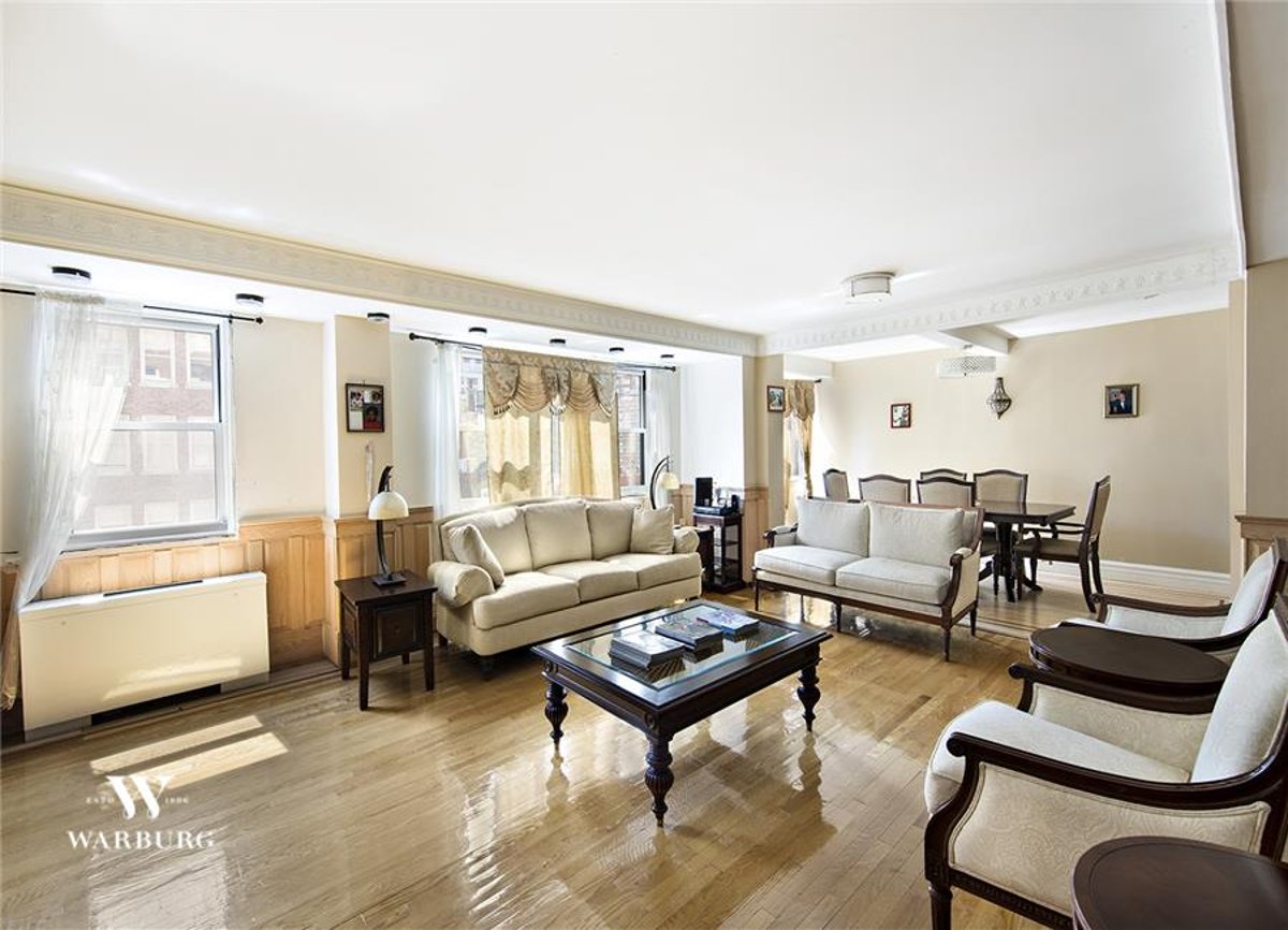 Photo for 123 East 75th Street - 123 East 75th Street Cooperative in Lenox Hill, Manhattan