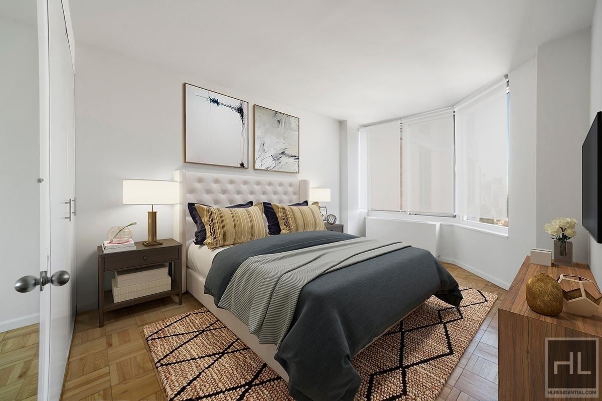 Photo for Paramount Tower - 240 East 39th Street Rental Building in Midtown East, Manhattan