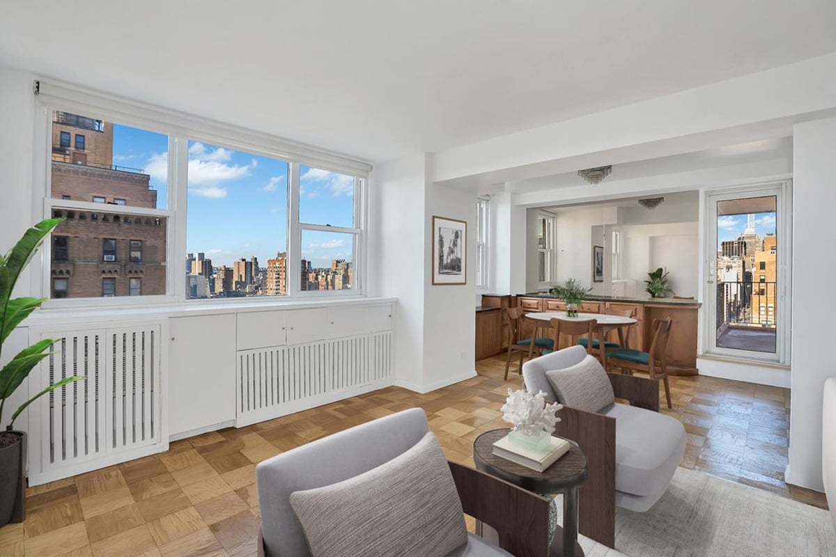 Photo for The Vermeer - 77 Seventh Avenue Cooperative in Chelsea, Manhattan